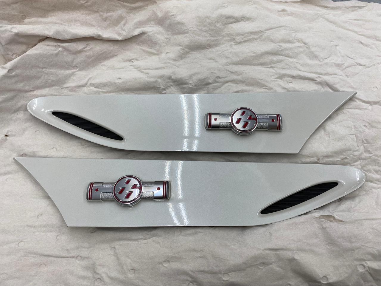 トヨタ純正 86/ZN6 前期 純正フェンダーガーニッシュ | カー用品 その他(カスタム・チューニング) その他ドレスアップを通販で購入する ...