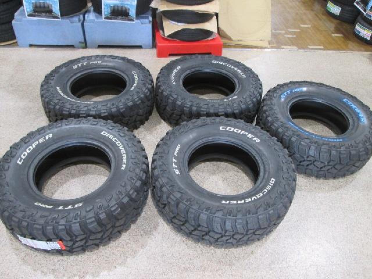 Cooper Discoverer STT Pro LT 265/70R17 Load E 10 Ply (RWL) MT M/T Mud | 170102034 | 4 Tires | 31.6 in | 121 Load Index | Q Speed Index