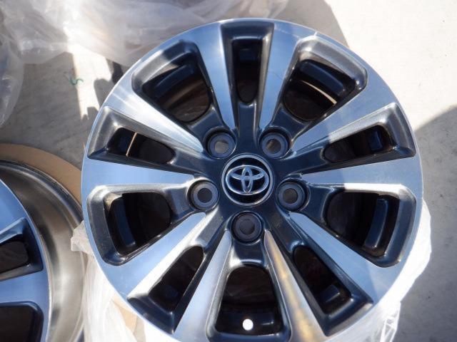 トヨタ純正(TOYOTA) エスクァイア後期純正ホイール | 中古品 | アップ 