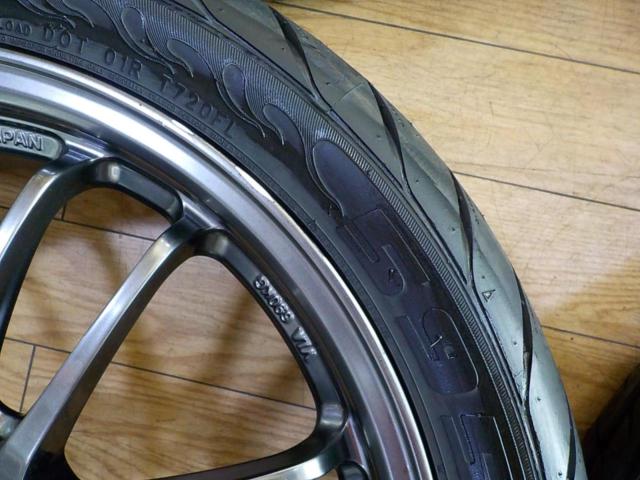 新品タイヤ付】【軽量!鍛造ホイール!】更に値下げしましたRAYS(レイズ 
