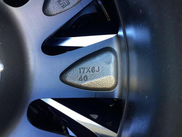 トヨタ(TOYOTA) 90系ノア/VOXY純正17インチアルミホイール + YOKOHAMA 