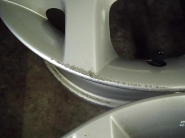 日産純正(NISSAN)  キューブ純正アルミホイール