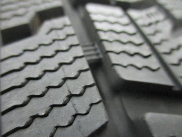 BADX(バドックス) D.O.S.(ディーオーエス)    + GOODYEAR(グッドイヤー) ICENAVI 7