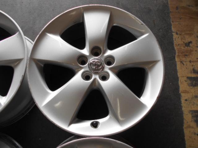 トヨタ純正 30 プリウス Sツーリング アルミホイール