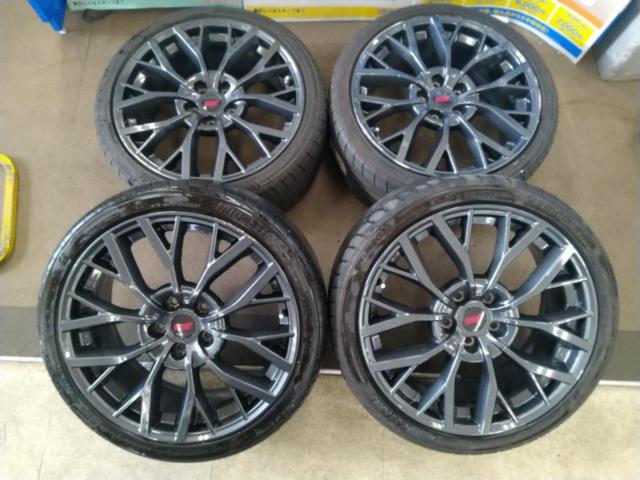 スバル WRX STI/VAB後期純正ホイール+BRIDGESTONE POTENZA S007A 