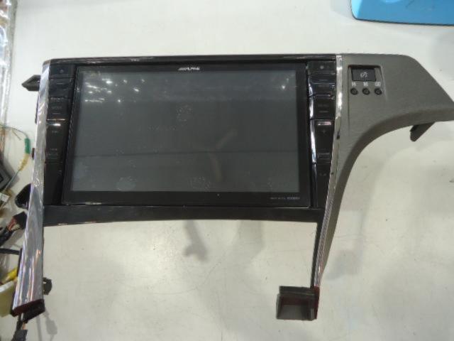 ALPINE EX009V-PR 30プリウス専用9インチナビ 地デジ/DVD/CD/SD/USB 