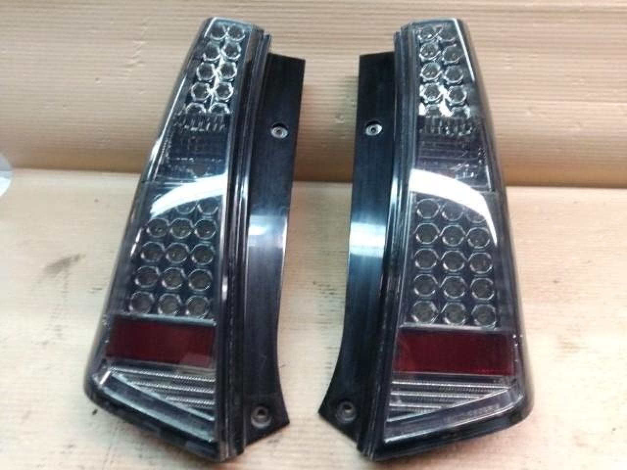 YANGSON LEDテールレンズ 左右セット | 中古品 | アップガレージ 宇都宮店 | カー用品 ボディパーツ テールレンズを通販で購入 ...