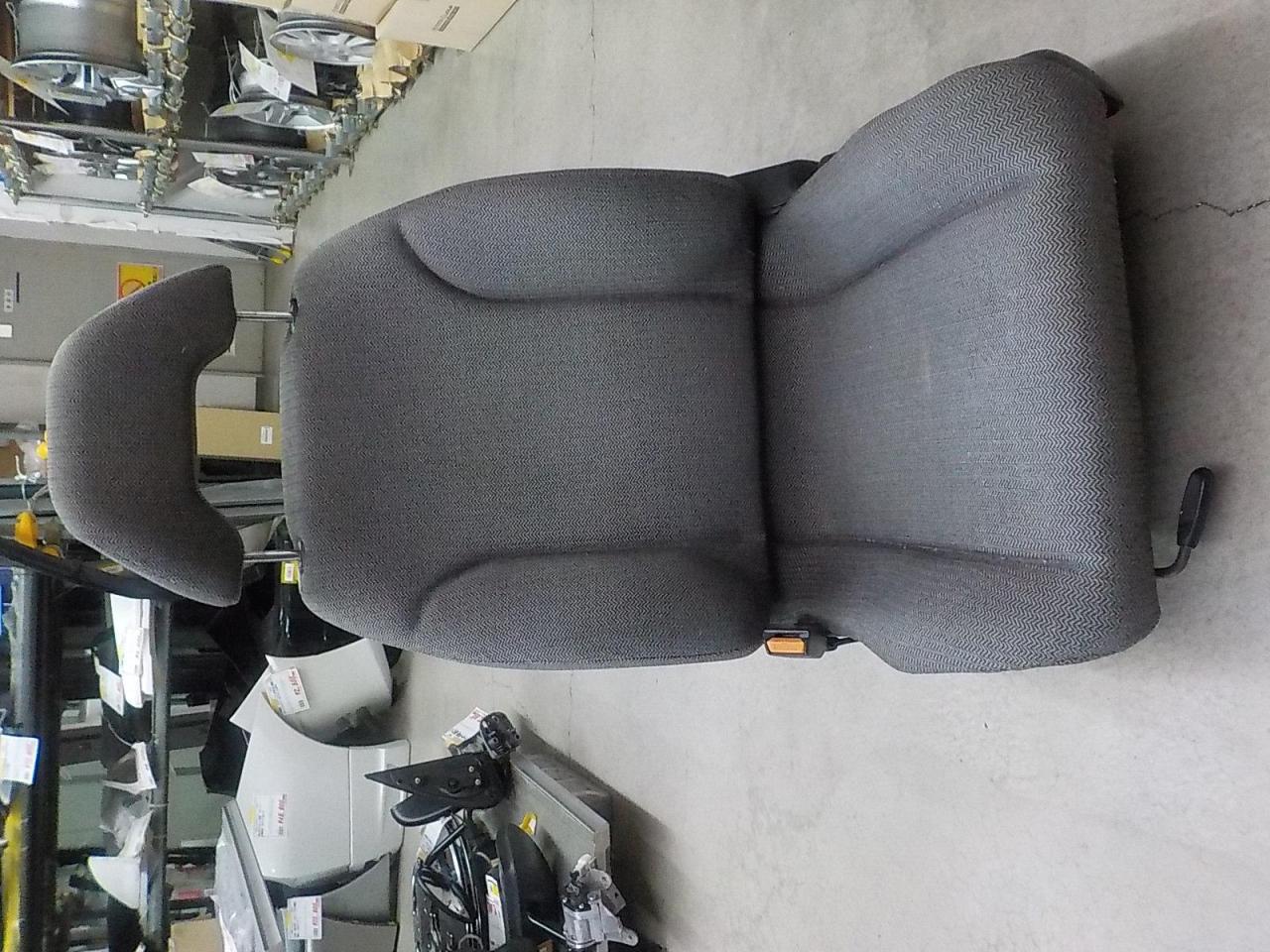 【値下げしました!!】日産純正(NISSAN) スカイライン(HCR32)純正 シート 助手席側 | 中古品 | アップガレージ 宇都宮店 ...