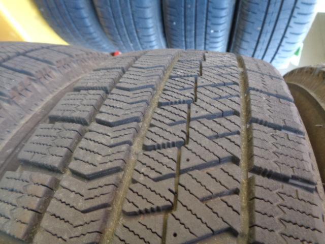 トヨタ純正(TOYOTA)  アクア純正スチールホイール  + BRIDGESTONE(ブリヂストン) BLIZZAK VRX2
