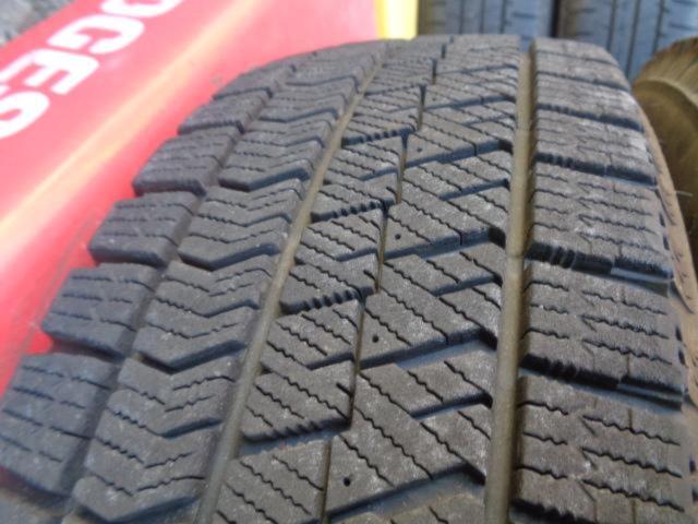 トヨタ純正(TOYOTA)  アクア純正スチールホイール  + BRIDGESTONE(ブリヂストン) BLIZZAK VRX2