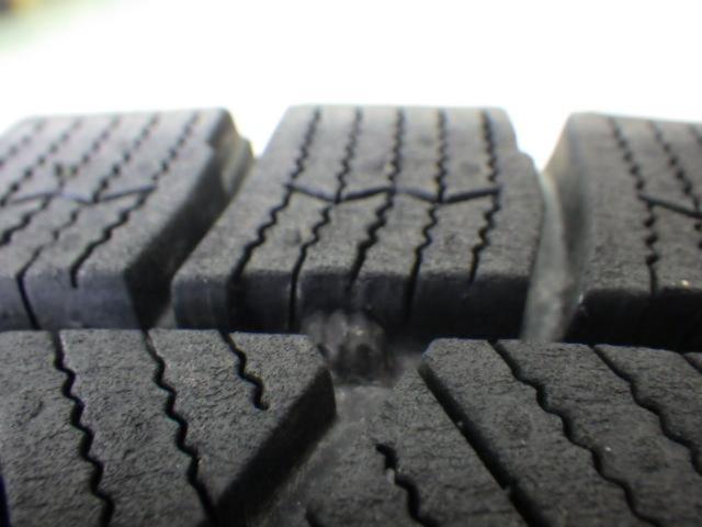 YOKOHAMA(ヨコハマ)  LAYCEA 02  + BRIDGESTONE(ブリヂストン) BRIDGESTONE BLIZZAK VRX3