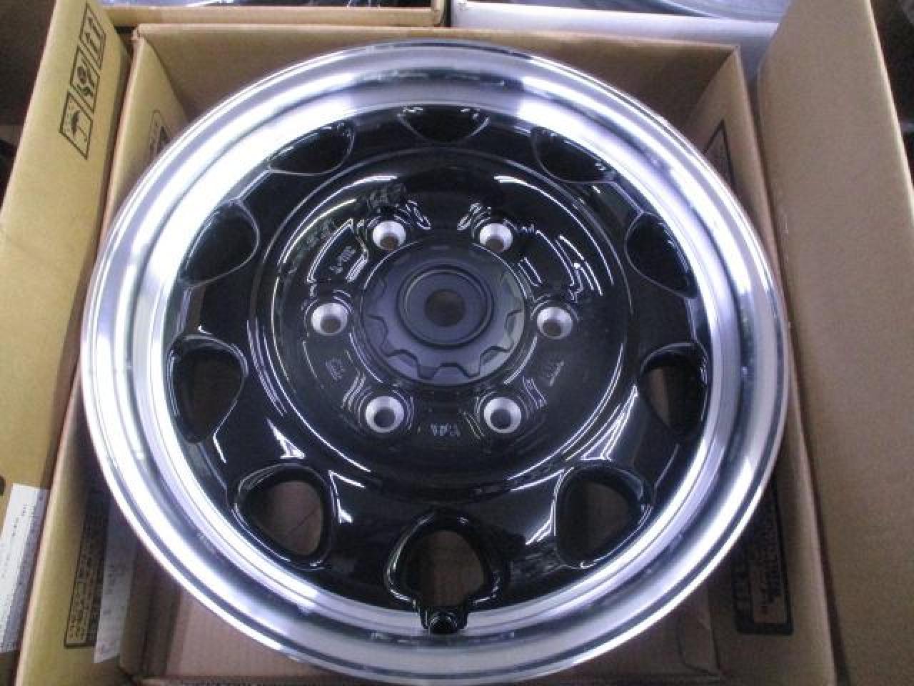 TOPY LANDFOOT SWZ | 新品 | アップガレージ 新津店 | カー用品 アルミホイール 15インチホイールを通販で購入する ...