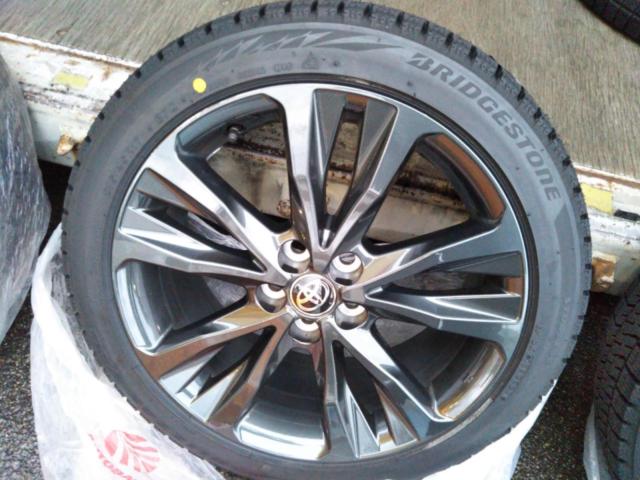 トヨタ純正(TOYOTA) TOYOTA カローラツーリングWxB 純正ホイール + 