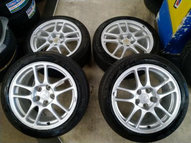 三菱 ランサーエボリューションⅨ・9/CT9A 純正ホイール+MICHELIN  