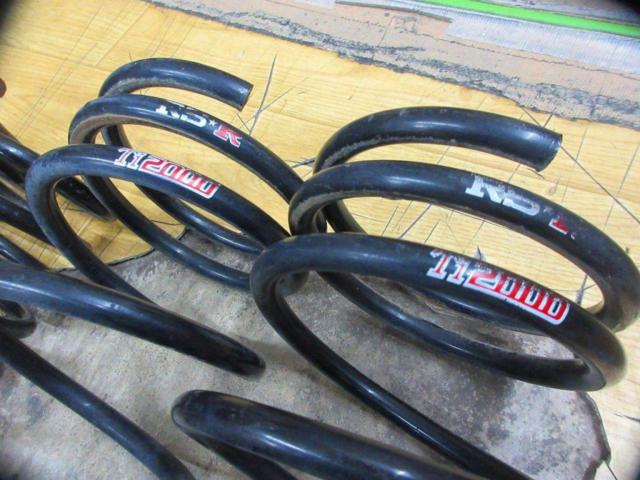 RS-R Ti2000 ダウンサス 【D110TD】 ダイハツ L235S エッセ FF | カー 