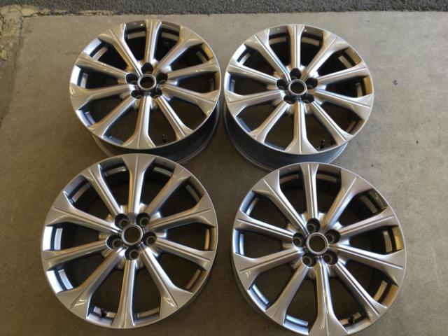 ☆値下げしました☆ マツダ(MAZDA) CX-60 純正ホイール | 目立った傷や 