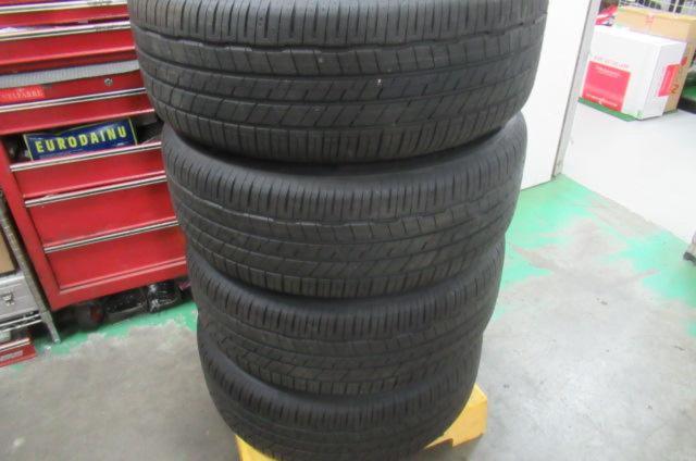 (店内)RAYS(レイズ) VERSUS(ベルサス) STRATAGIA FRUSTA クロモイブリード + HANKOOK(ハンコック)/KINGSTAR  Ventus S1 evo3 SUV