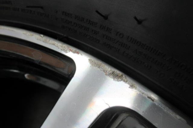 (店内)RAYS(レイズ) VERSUS(ベルサス) STRATAGIA FRUSTA クロモイブリード + HANKOOK(ハンコック)/KINGSTAR  Ventus S1 evo3 SUV