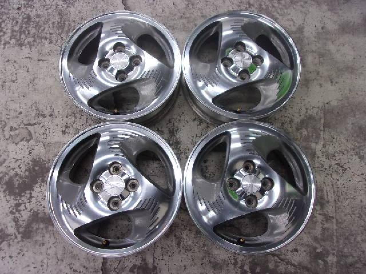 ダイハツ アトレーワゴン純正ホイール | 中古品 | アップガレージ 川越 