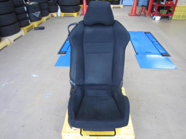 ☆値下げしました☆ トヨタ ZN6 86純正シート 運転席側のみ | 中古品 