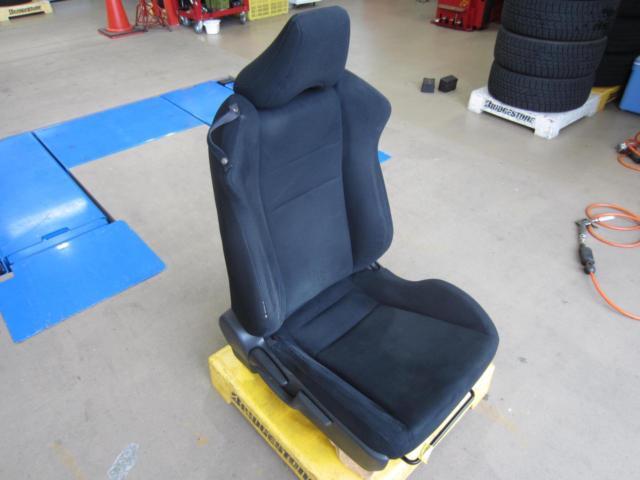 ☆値下げしました☆ トヨタ ZN6 86純正シート 運転席側のみ | 中古品 