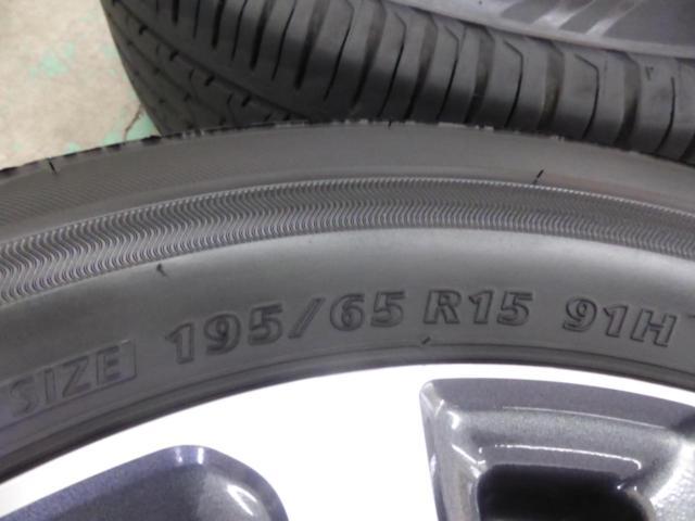 トヨタ純正(TOYOTA)  エスクァイア純正ホイール  + BRIDGESTONE(ブリヂストン)  ECOPIa NH100C