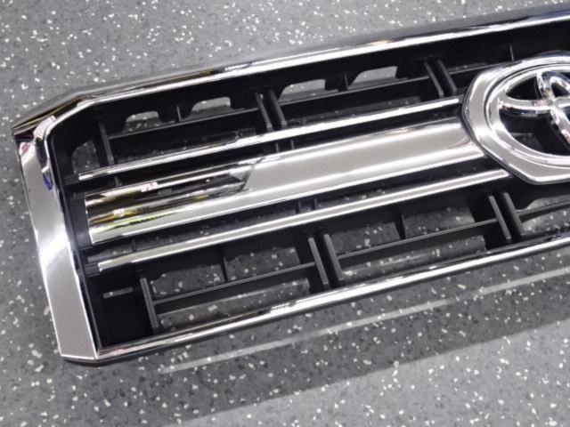 トヨタ 純正フロントグリル □ ランドクルーザー 70 バン 再販車 GRJ76 