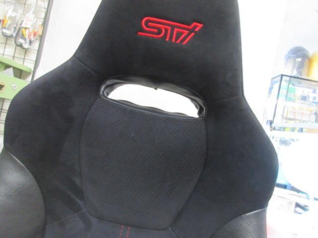 SUBARU インプレッサ WRX STI/GRB 純正シート 運転席側 (W07574 