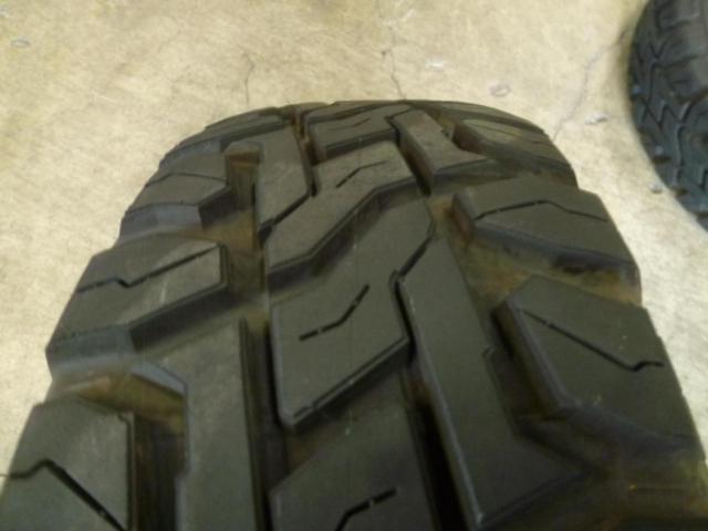 RIVAI OFFROAD Plastic Bomb  + TOYO(トーヨー) OPEN COUNTRY R/T 4本セット ☆ホワイトレター