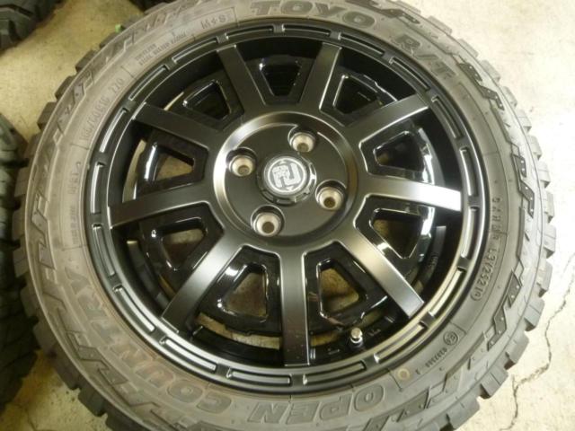 RIVAI OFFROAD Plastic Bomb  + TOYO(トーヨー) R/T OPEN COUNTRY 4本セット
