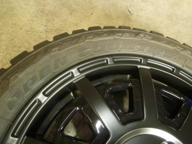 RIVAI OFFROAD Plastic Bomb  + TOYO(トーヨー) R/T OPEN COUNTRY 4本セット