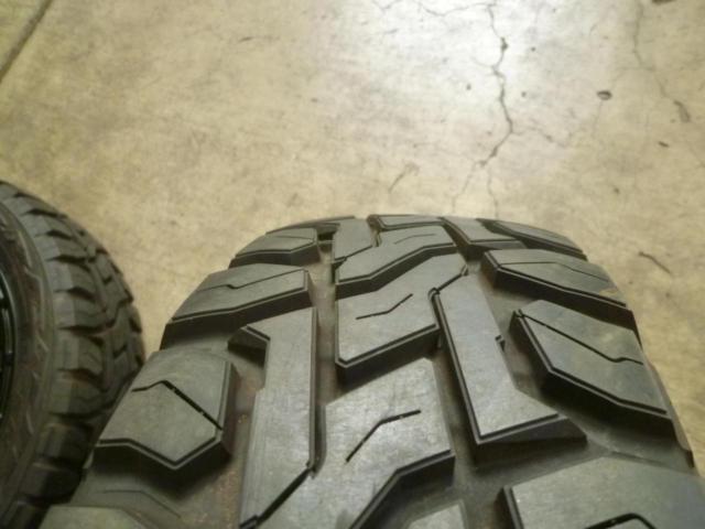 RIVAI OFFROAD Plastic Bomb  + TOYO(トーヨー) R/T OPEN COUNTRY 4本セット