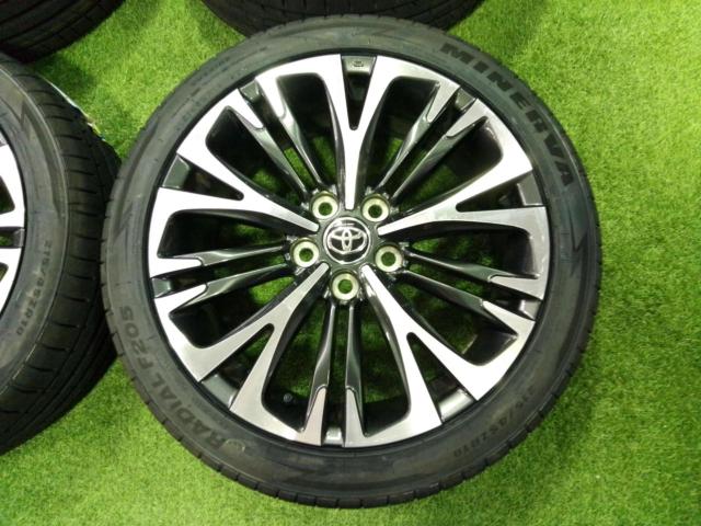 ☆ノア/ヴォクシー純正流用へ!!☆ TOYOTA(トヨタ) ヤリスクロス Z