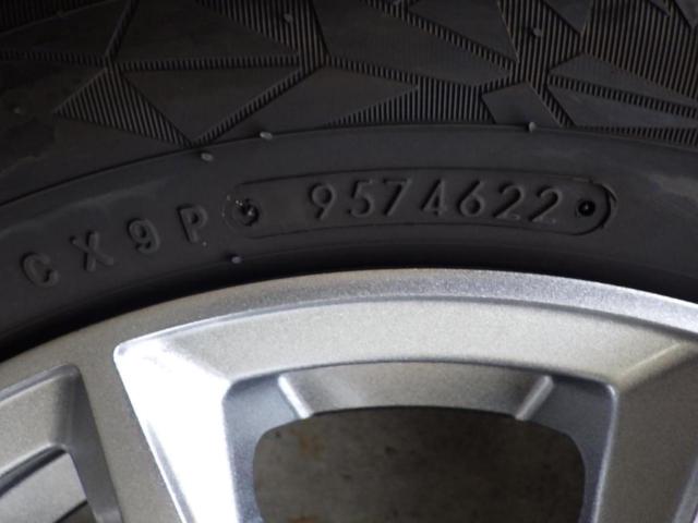 Strategy 9本スポークホイール   + TOYO(トーヨー) OB SEAVEGIZ2