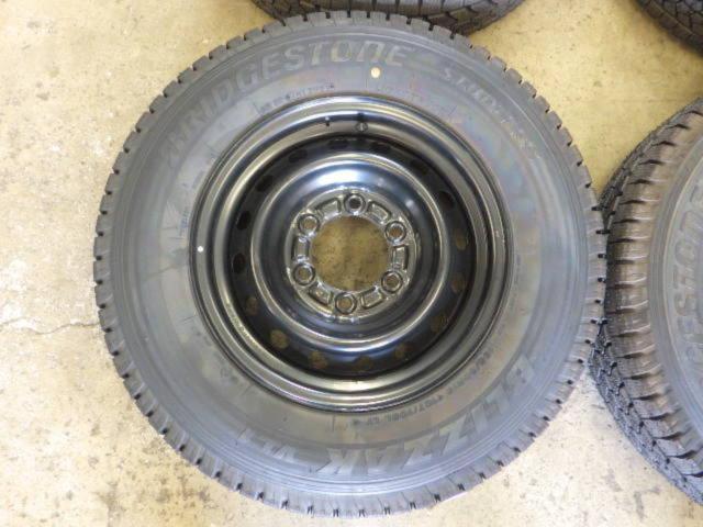 スタッドレス】トヨタ純正(TOYOTA) ハイエース/200系 スチールホイール 