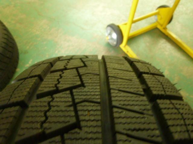 ARREEST 6本スポークホイール   + NEXEN(ネクセン)/ROADSTONE NEXEN WINTUARD ice2