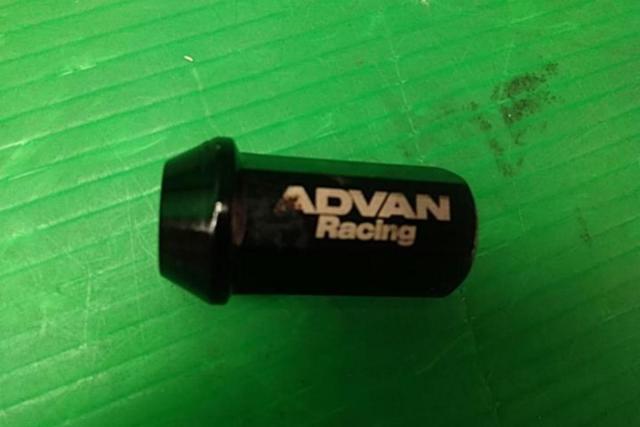 【YOKOHAMA】ADVAN Racing NUT ホイールナット M12×1.50P H17 BL 20個セット | 傷や汚れあり ...