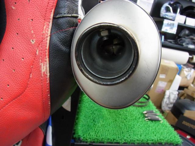 値下げしました!Z1000(2003年)より取外し AKRAPOVIC(アクラポビッチ) レーシングライン ステンレス フルエキゾースト カーボンサイレンサー *レース用