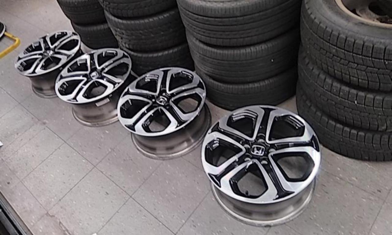 ホンダ純正 RU ヴェゼル純正ホイール | 傷や汚れあり | アップガレージ 