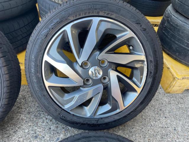 ⭐上物 軽自動車スタッドレス145/80R13 スズキ純正ホイル付き 2018年製 