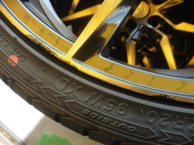(店内)Lehrmeister(レアマイスター)  SAFREDI  + SAILUN TIRE ATREZZO ZSP