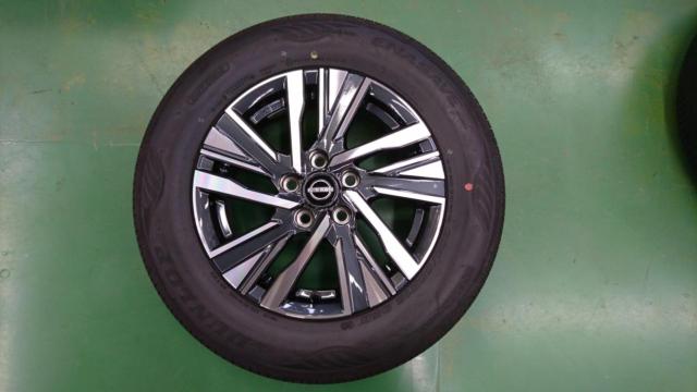 日産純正(NISSAN) セレナ C28 ハイウェイスター 純正ホイール + DUNLOP 