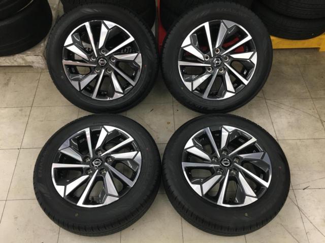 NISSAN C27/セレナ ハイウェイスター後期純正ホイール + DUNLOP 