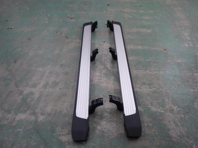 RX2310-5253 TOYOTA純正?ランニングボード 2分割
