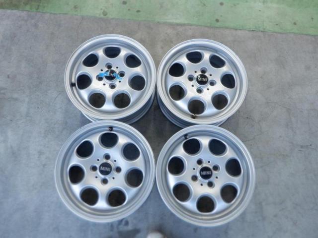 MINI クーパー R50純正ホイール | 傷や汚れあり | アップガレージ 滋賀 