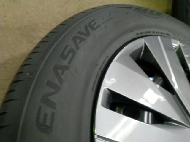 NISSAN セレナ/C28純正スチールホイール+DUNLOP ENASAVE EC350+ 