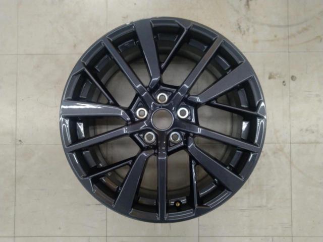 *Only one *SUBARU
WRX
STI / VAB
Late original wheel