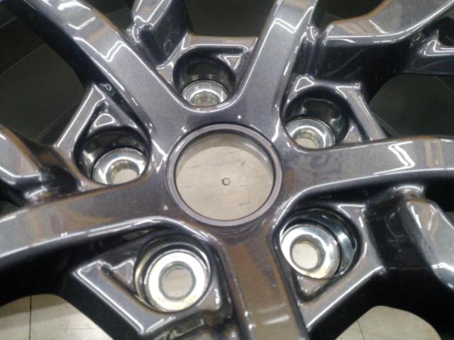 *Only one *SUBARU
WRX
STI / VAB
Late original wheel