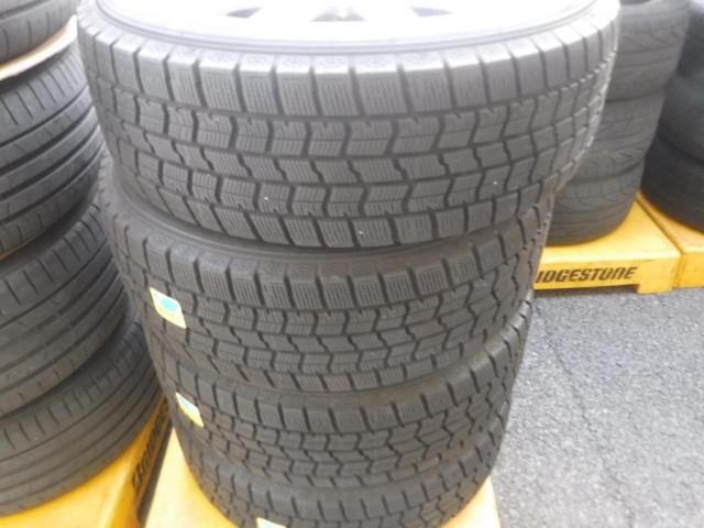 215/60R16グッドイヤーICENAVI7スタッドレスタイヤ中古品4本セット 