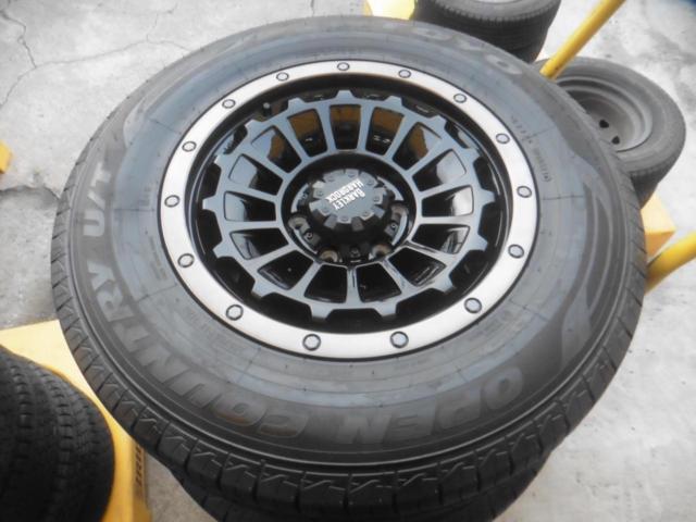 【店内】HOT STUFF(ホットスタッフ)  BARKLEY HARDROCK ROGAN  + TOYO(トーヨー) OPEN COUNTRY U/T